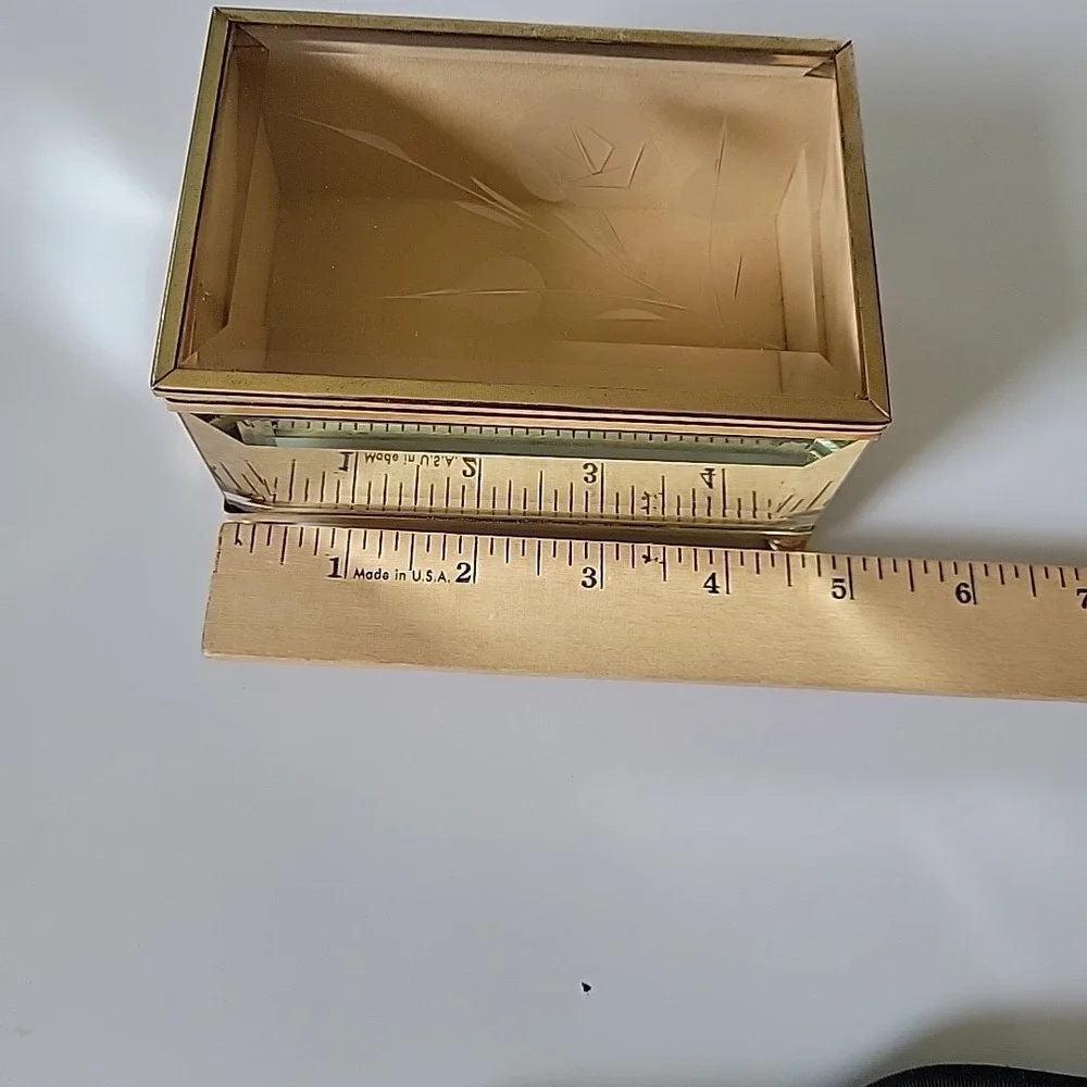 Vintage Beveled Mirrored Glass Brass Trim Trinket Jewelry‎ Box Etched Floral Lid